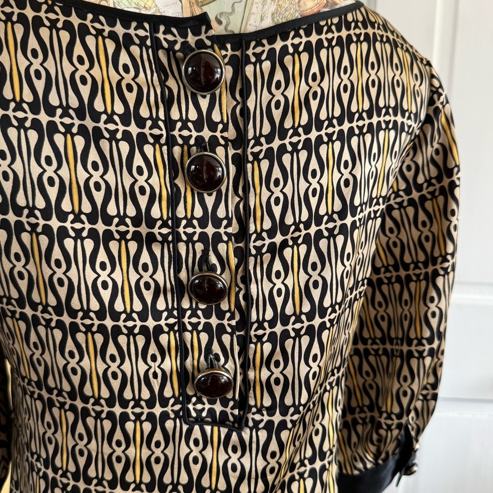 Claude Brown 100% Silk Black and Cream Patterned Women's Shift Dress 2 - Picture 6 of 13